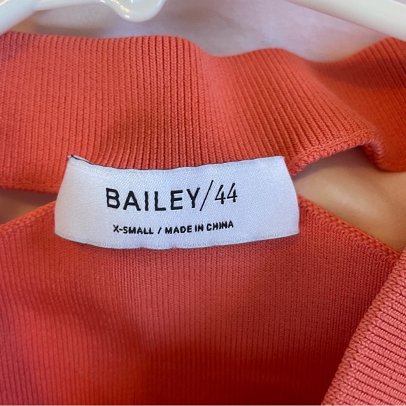 Bailey 44 sleeveless top - Picture 3 of 3